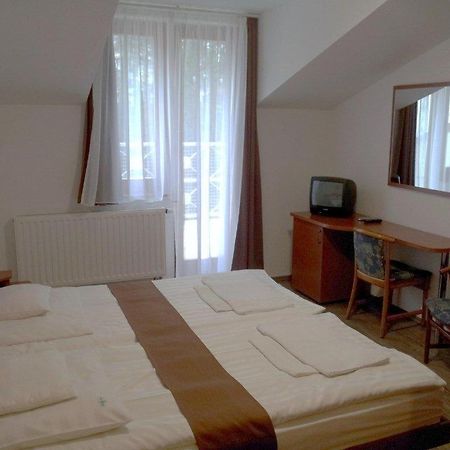Fenyves Hotel Bekescsaba Exteriér fotografie