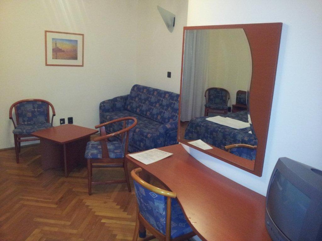 Fenyves Hotel Bekescsaba Exteriér fotografie